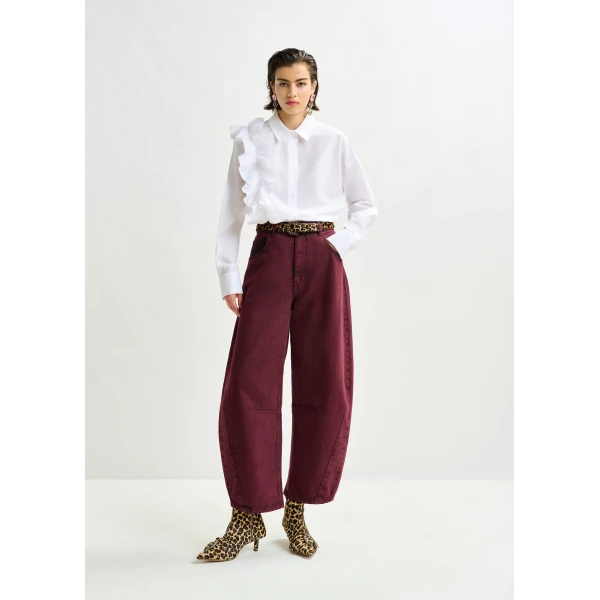 Essentiel Antwerp Burgundy overdyed organic cotton barrel-leg jeans - Essentiel Antwerp Pants - Colorful Belgian Design - Shop at Luxury Shoes 