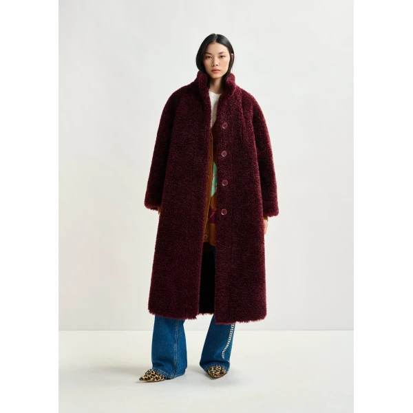 Essentiel Antwerp Burgundy oversized faux shearling coat with stand-up collar - Essentiel Antwerp Coats - Colorful Belgian Design - Shop at Luxury Shoes 