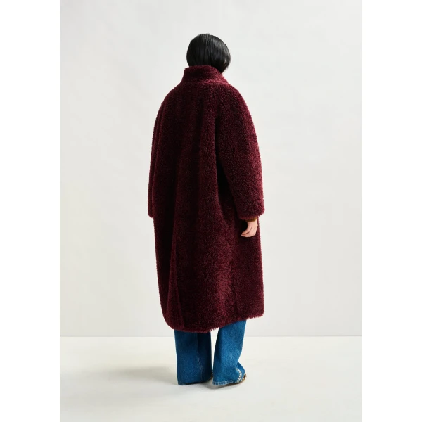 Essentiel Antwerp Burgundy oversized faux shearling coat with stand-up collar - Essentiel Antwerp Coats - Colorful Belgian Design - Shop at Luxury Shoes 