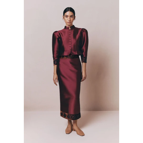 Destree Burgundy midi skirt with embroidered details - Destree - Graphic Parisian Fashion - Shop at Luxury Shoes 