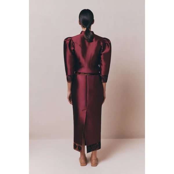 Destree Burgundy midi skirt with embroidered details - Destree - Graphic Parisian Fashion - Shop at Luxury Shoes 