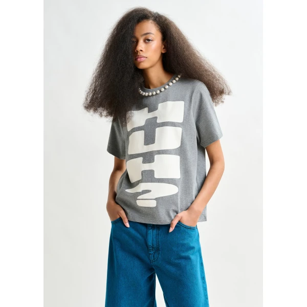 Essentiel Antwerp Grey and white cotton T-shirt with "HUH?"- print and bead embellishments - Essentiel Antwerp Shirts - Colorful Belgian Design - Shop at Luxury Shoes 