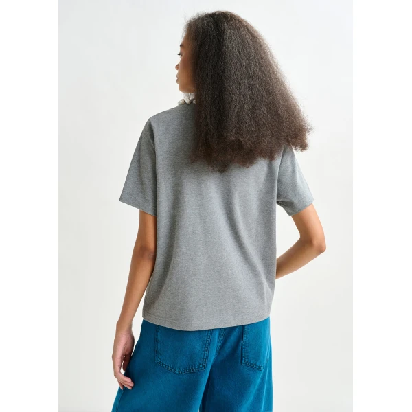 Essentiel Antwerp Grey and white cotton T-shirt with "HUH?"- print and bead embellishments - Essentiel Antwerp Shirts - Colorful Belgian Design - Shop at Luxury Shoes 