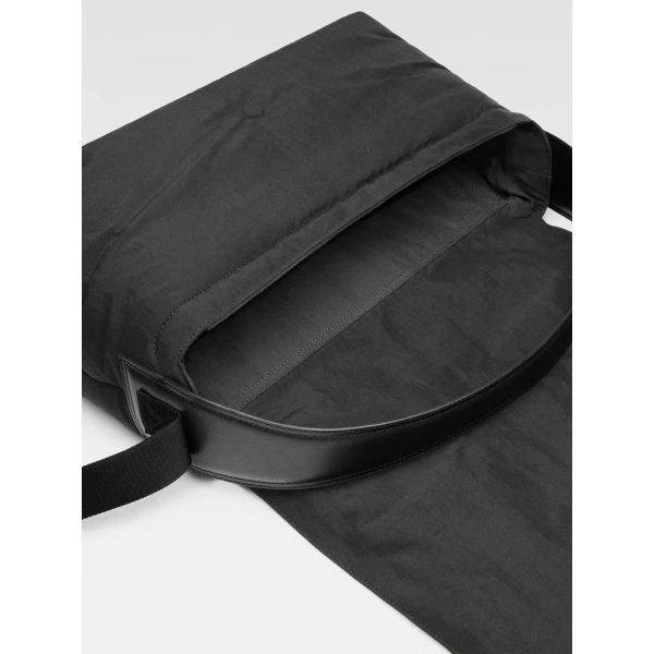 Jacquemus The Bambino messenger bag - Jacquemus Totes & Top-Handle Bags - Le Chiquito Style - Shop at Luxury Shoes 