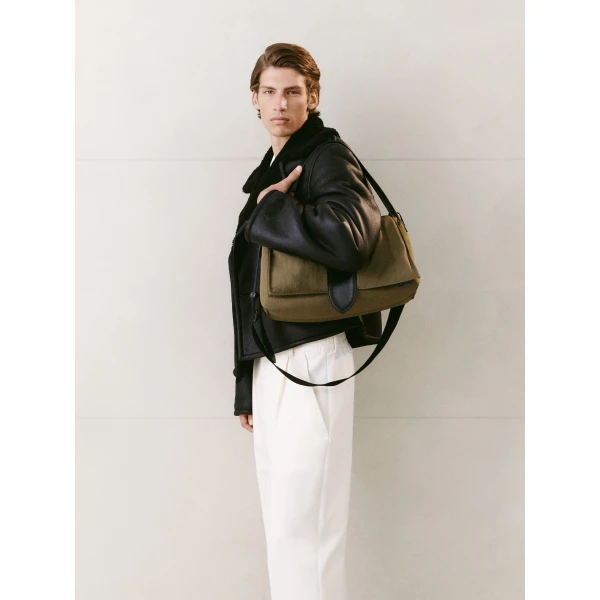 Jacquemus The Bambino messenger bag - Jacquemus Totes & Top-Handle Bags - Le Chiquito Style - Shop at Luxury Shoes 