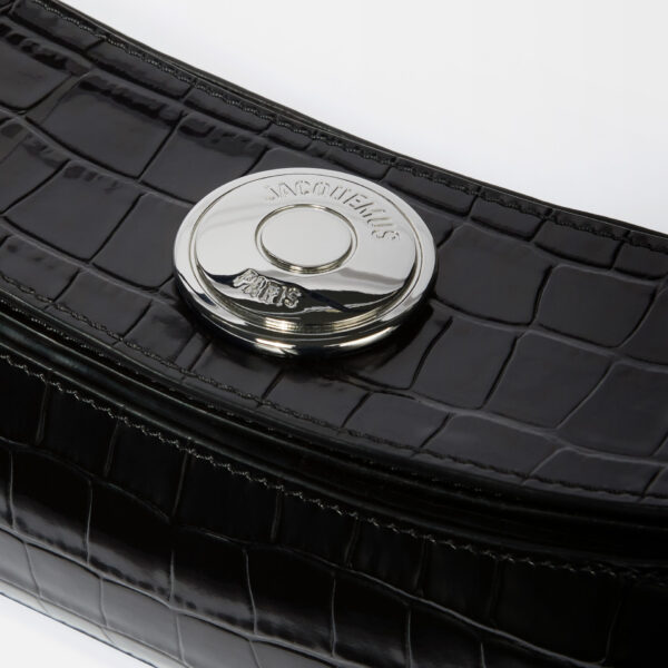 JACQUEMUS The Ovalo clutch, view 5