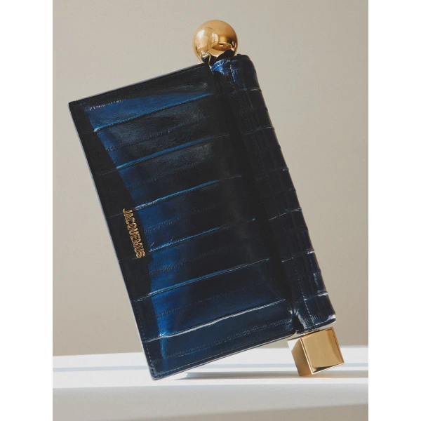 Jacquemus The Rond Carré clutch - Jacquemus Clutch Bags - Le Chiquito Style - Shop at Luxury Shoes 