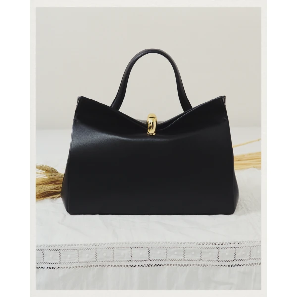 Jacquemus The Valérie - Jacquemus Totes & Top-Handle Bags - Le Chiquito Style - Shop at Luxury Shoes 