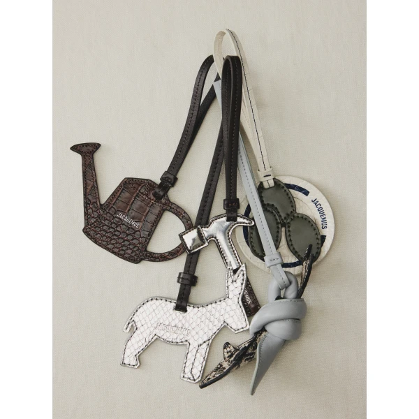 Jacquemus The donkey - Jacquemus Totes & Top-Handle Bags - Le Chiquito Style - Shop at Luxury Shoes 