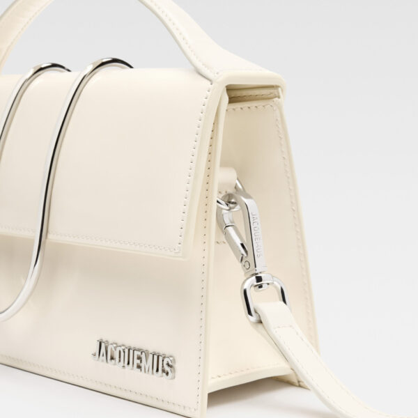 JACQUEMUS The large Bambino, view 4