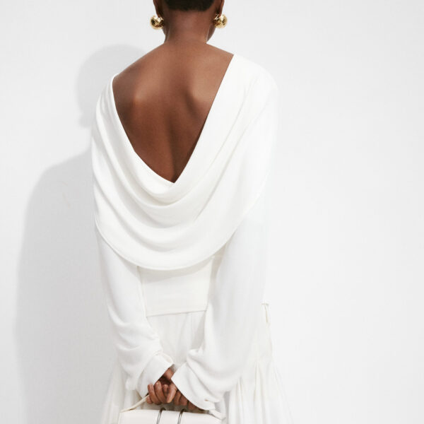 JACQUEMUS The large Bambino, view 6