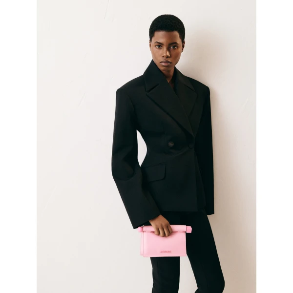 Jacquemus The small Rond Carré clutch - Jacquemus Clutch Bags - Le Chiquito Style - Shop at Luxury Shoes 