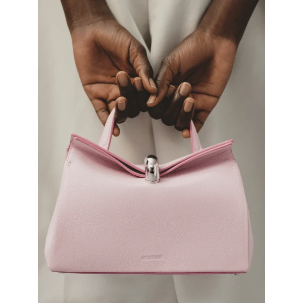Jacquemus The small Valérie - Jacquemus Mini Bags - Le Chiquito Style - Shop at Luxury Shoes 