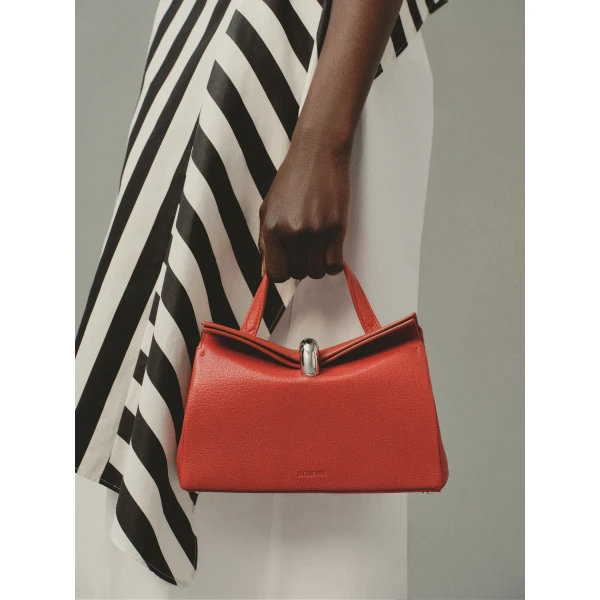 Jacquemus The small Valérie - Jacquemus Mini Bags - Le Chiquito Style - Shop at Luxury Shoes 