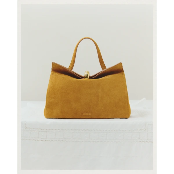 Jacquemus The small Valérie - Jacquemus Mini Bags - Le Chiquito Style - Shop at Luxury Shoes 