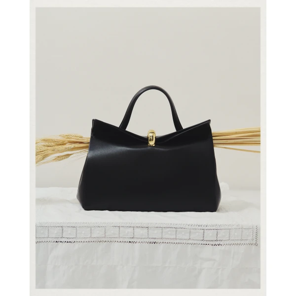 Jacquemus The small Valérie - Jacquemus Mini Bags - Le Chiquito Style - Shop at Luxury Shoes 