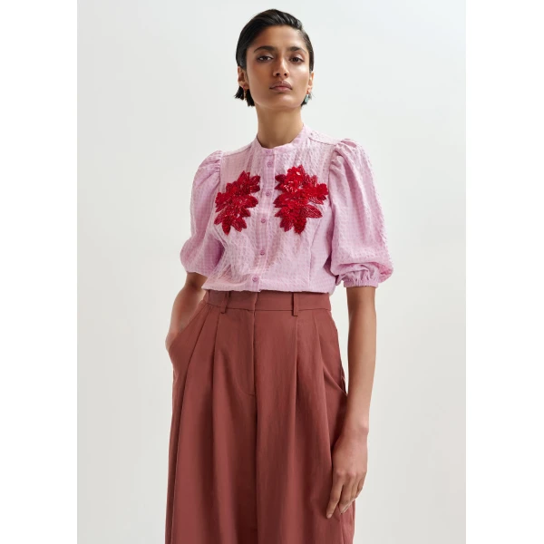 Essentiel Antwerp Light pink and red floral sequin and bead-embellished shirt with voluminous sleeves - Essentiel Antwerp Shirts - Colorful Belgian Design - Shop at Luxury Shoes 