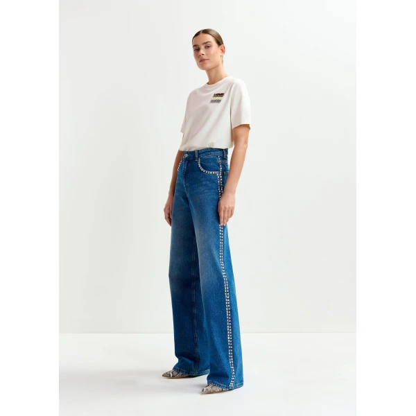 Essentiel Antwerp Off-white and multicolor cotton T-shirt with sequin embroidery - Essentiel Antwerp Shirts - Colorful Belgian Design - Shop at Luxury Shoes 