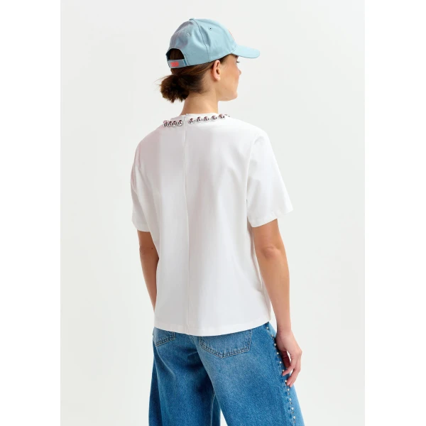 Essentiel Antwerp Off-white and silver cotton T-shirt with metallic pearl-style embellishments - Essentiel Antwerp Shirts - Colorful Belgian Design - Shop at Luxury Shoes 