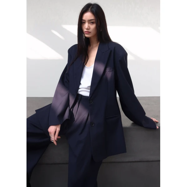 The Frankie Shop Canmore Pleated Trousers - Navy - Oversized Minimalist Pants in Blue - Shop at Luxury Shoes 