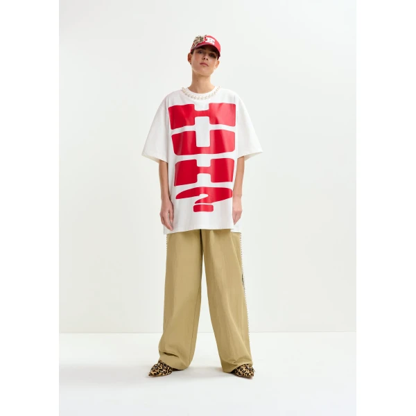 Essentiel Antwerp White and red oversized cotton T-shirt with "HUH?"- print and bead embellishments - Essentiel Antwerp Shirts - Colorful Belgian Design - Shop at Luxury Shoes 