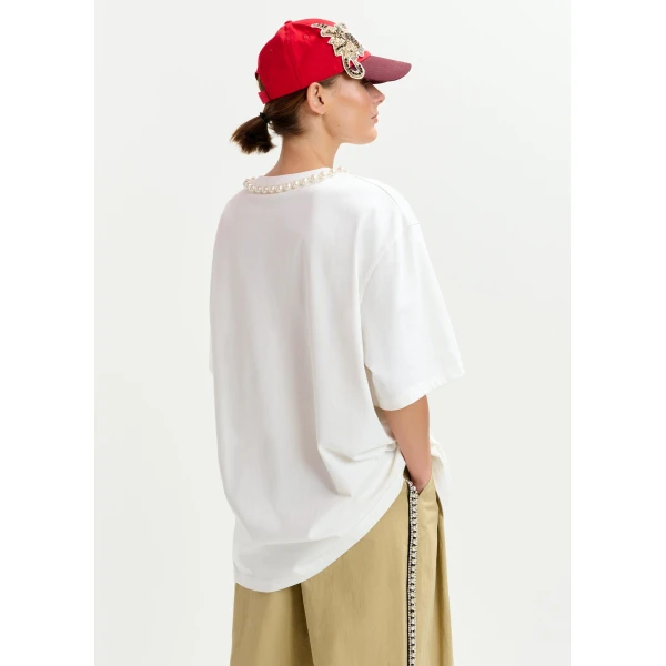 Essentiel Antwerp White and red oversized cotton T-shirt with "HUH?"- print and bead embellishments - Essentiel Antwerp Shirts - Colorful Belgian Design - Shop at Luxury Shoes 