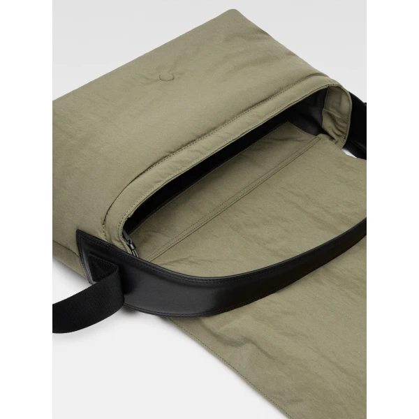 Jacquemus The Bambino messenger bag - Jacquemus Totes & Top-Handle Bags - Le Chiquito Style - Shop at Luxury Shoes 