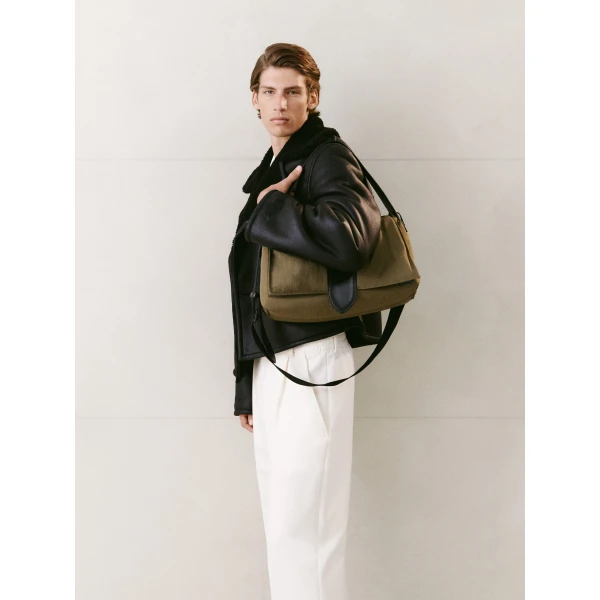 Jacquemus The Bambino messenger bag - Jacquemus Totes & Top-Handle Bags - Le Chiquito Style - Shop at Luxury Shoes 