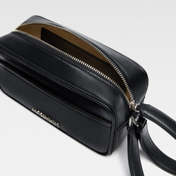 JACQUEMUS The Baneto Leather camera bag., view 5