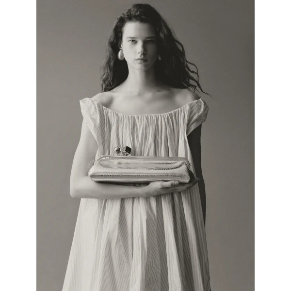 Jacquemus The Salon clutch - Jacquemus Totes & Top-Handle Bags - Le Chiquito Style - Shop at Luxury Shoes 