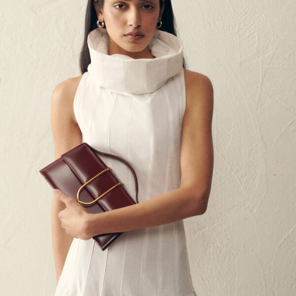 JACQUEMUS The large Bambino Cross-body metal flap bag., view 6