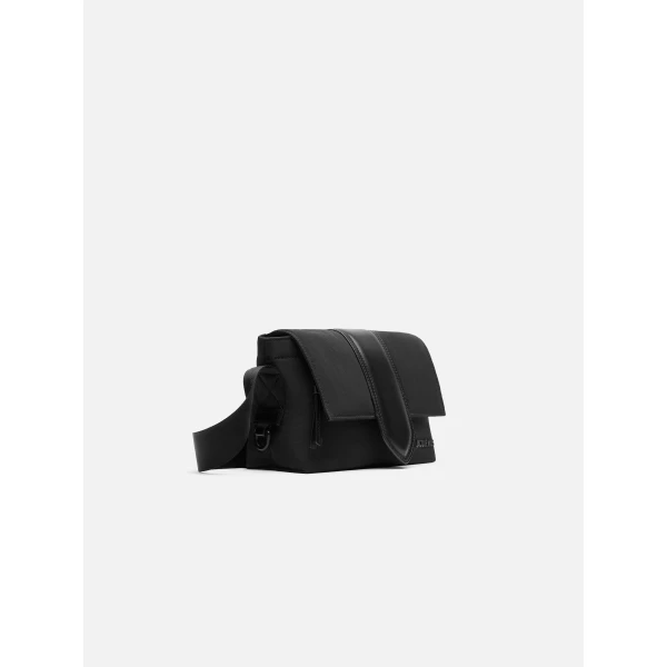 Jacquemus The small Bambino messenger bag - Jacquemus Mini Bags - Le Chiquito Style - Shop at Luxury Shoes 