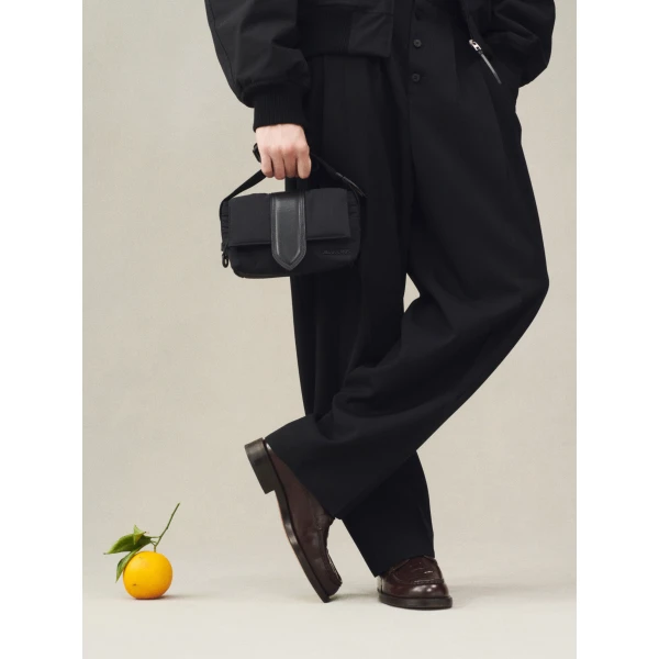 Jacquemus The small Bambino messenger bag - Jacquemus Mini Bags - Le Chiquito Style - Shop at Luxury Shoes 
