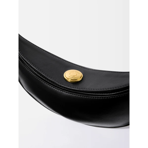 Jacquemus The small Ovalo - Jacquemus Shoulder & Crossbody Bags - Le Chiquito Style - Shop at Luxury Shoes 