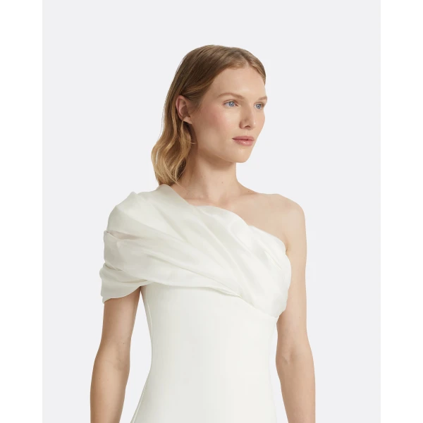Safiyaa Portan Ivory Long Dress - Safiyaa Dresses - Heavy Crepe Cape Gown - Shop at Luxury Shoes 
