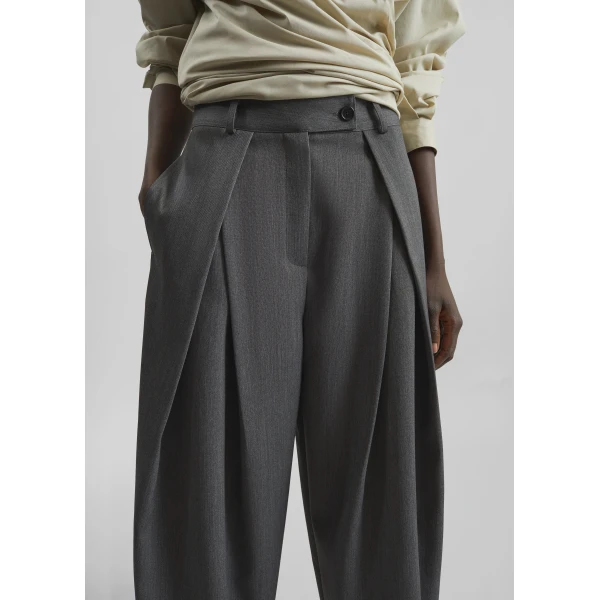 The Frankie Shop Avray Pleated Trousers - Grey - Oversized Minimalist Pants in Grey - Shop at Luxury Shoes 