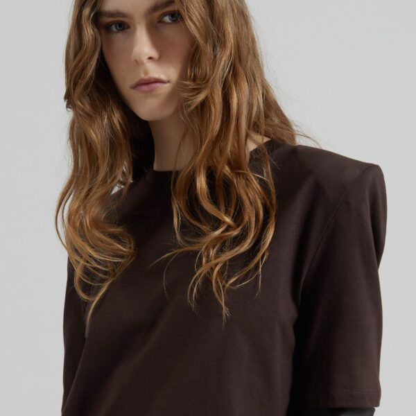 The Frankie Shop Carrington Padded Shoulder Tee – Brown Top, view 3