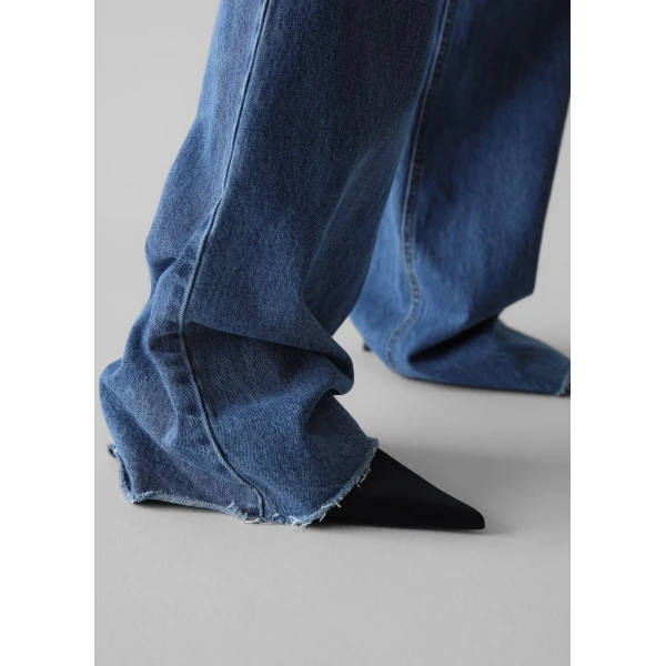 The Frankie Shop Cromer Jeans - Medium Wash - Oversized Minimalist Pants in Blue - Shop at Luxury Shoes 