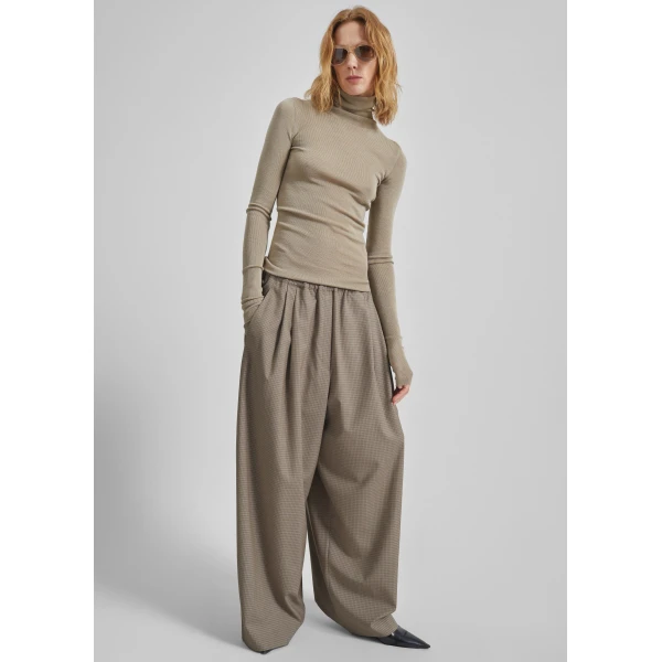 The Frankie Shop Gistel Pleated Pants - Beige Plaid - Oversized Minimalist Pants in Beige - Shop at Luxury Shoes 