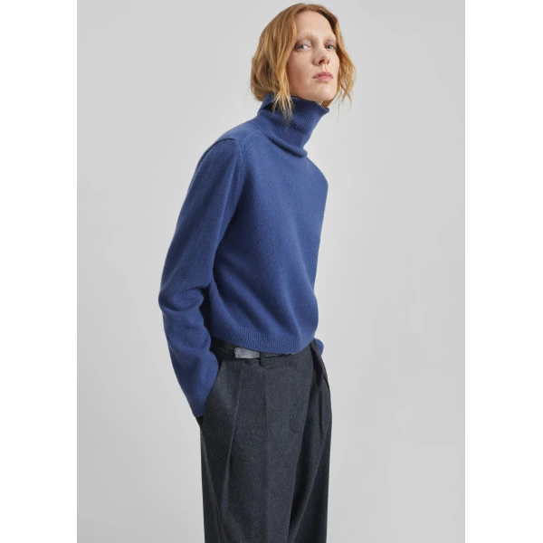 The Frankie Shop Grenaa Wool Turtleneck Sweater - Blue - Oversized Minimalist Knitwear in Blue - Shop at Luxury Shoes 