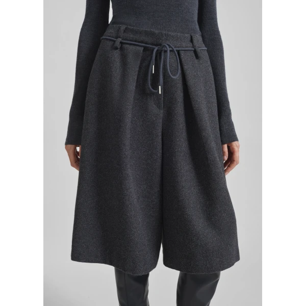 The Frankie Shop Hemavan Bermuda Shorts - Dark Grey - Oversized Minimalist Shorts in Grey - Shop at Luxury Shoes 