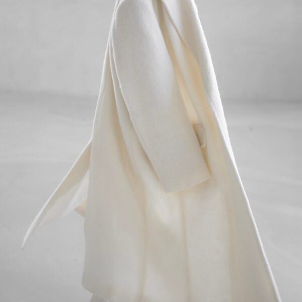 The Frankie Shop John Oversized Coat – Ivory, view 9