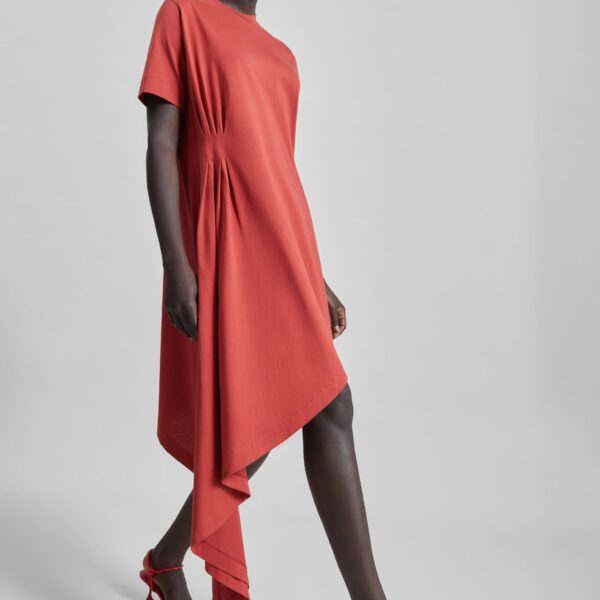 The Frankie Shop Loulou De Saison Igari Asymmetric T-Shirt Dress – Red, view 4