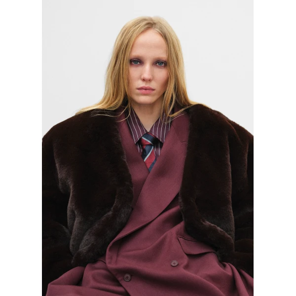 The Frankie Shop Monterey Structured Wool Blazer - Burgundy - Oversized Minimalist Jackets in Red - Shop at Luxury Shoes 