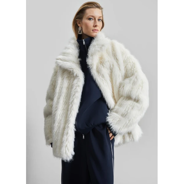 The Frankie Shop Mortisa Faux Fur Belted Short Coat - Off White - Oversized Minimalist Coats in White - Shop at Luxury Shoes 