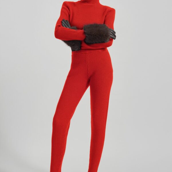 The Frankie Shop Piuma Knit Stirrup Leggings – Red, view 3