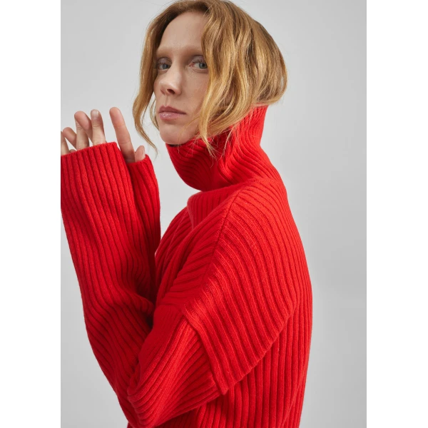 The Frankie Shop Thelma Ribbed Sweater Dress - Red - Oversized Minimalist Knitwear in Red - Shop at Luxury Shoes 
