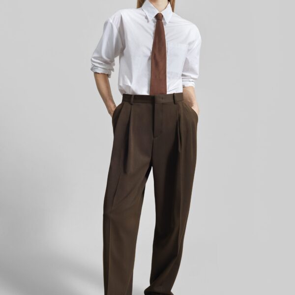 The Frankie Shop Vester Pleated Trousers – Brown, view 3