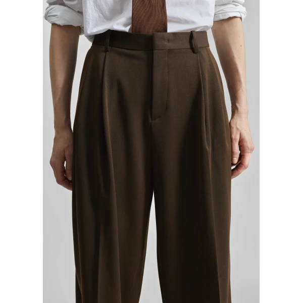 The Frankie Shop Vester Pleated Trousers - Brown - Oversized Minimalist Pants in Brown - Shop at Luxury Shoes 
