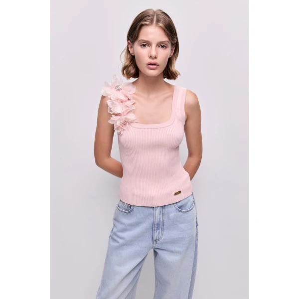 Pamela Flower Knit Tank